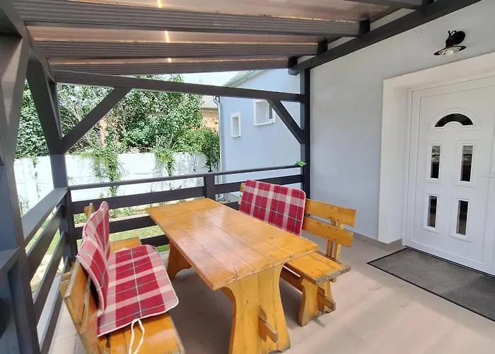 Apartament Roli Bacsi Haza *